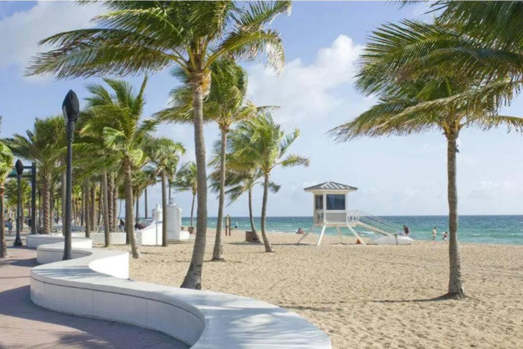 Swaying Palm Beach House ฟอร์ต ลอเดอร์เดล ภายนอก รูปภาพ