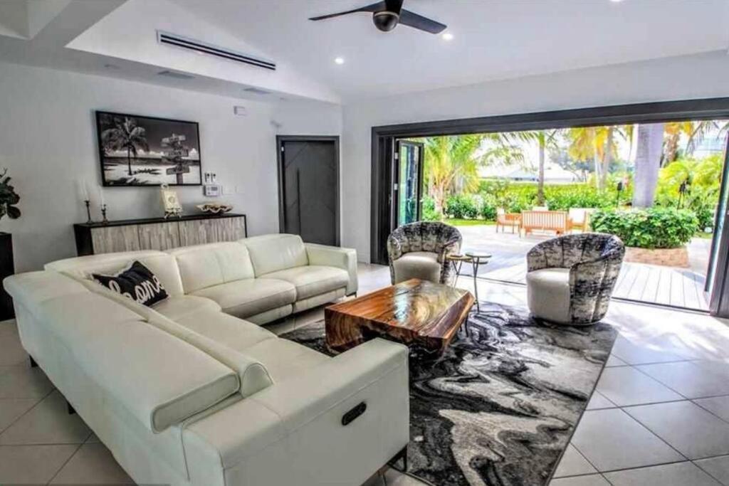 Swaying Palm Beach House ฟอร์ต ลอเดอร์เดล ภายนอก รูปภาพ